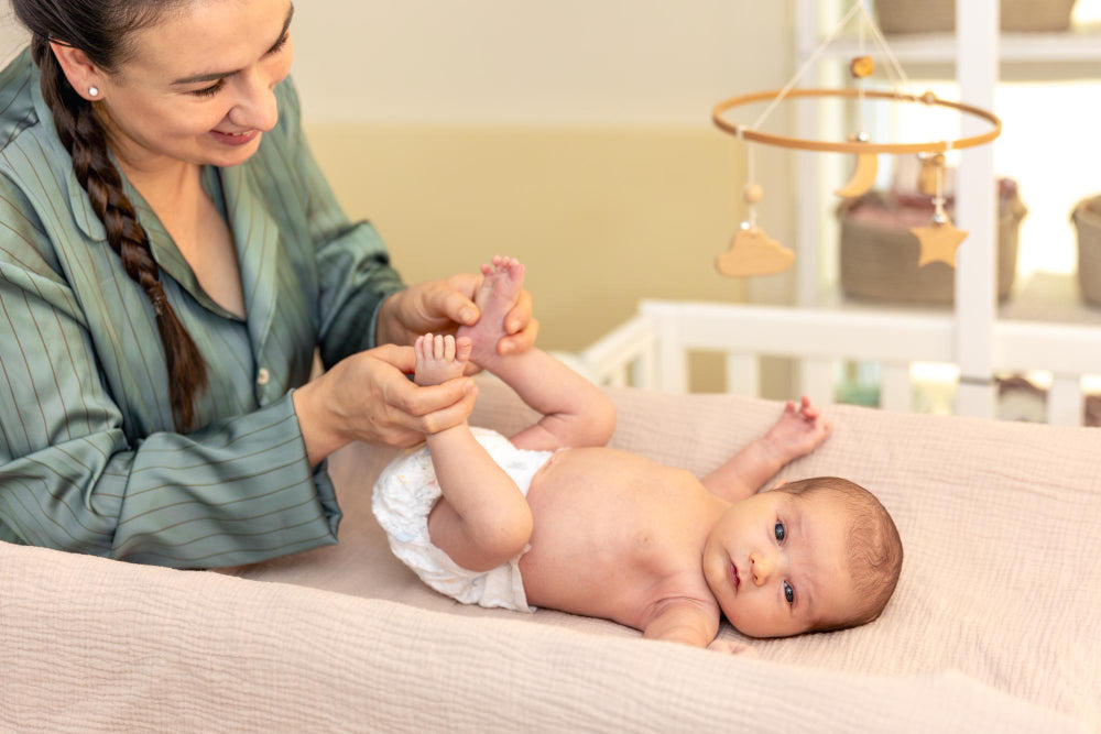 Bamboo, Cotton, Corn-Based & Chlorine-Free: A Complete Guide to Every Type of Natural Diaper