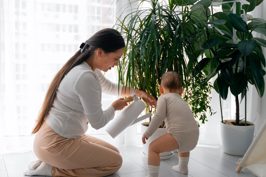 The Complete Eco-Friendly Baby Registry List: What to Register For, What to Skip & Why Natural Always Wins